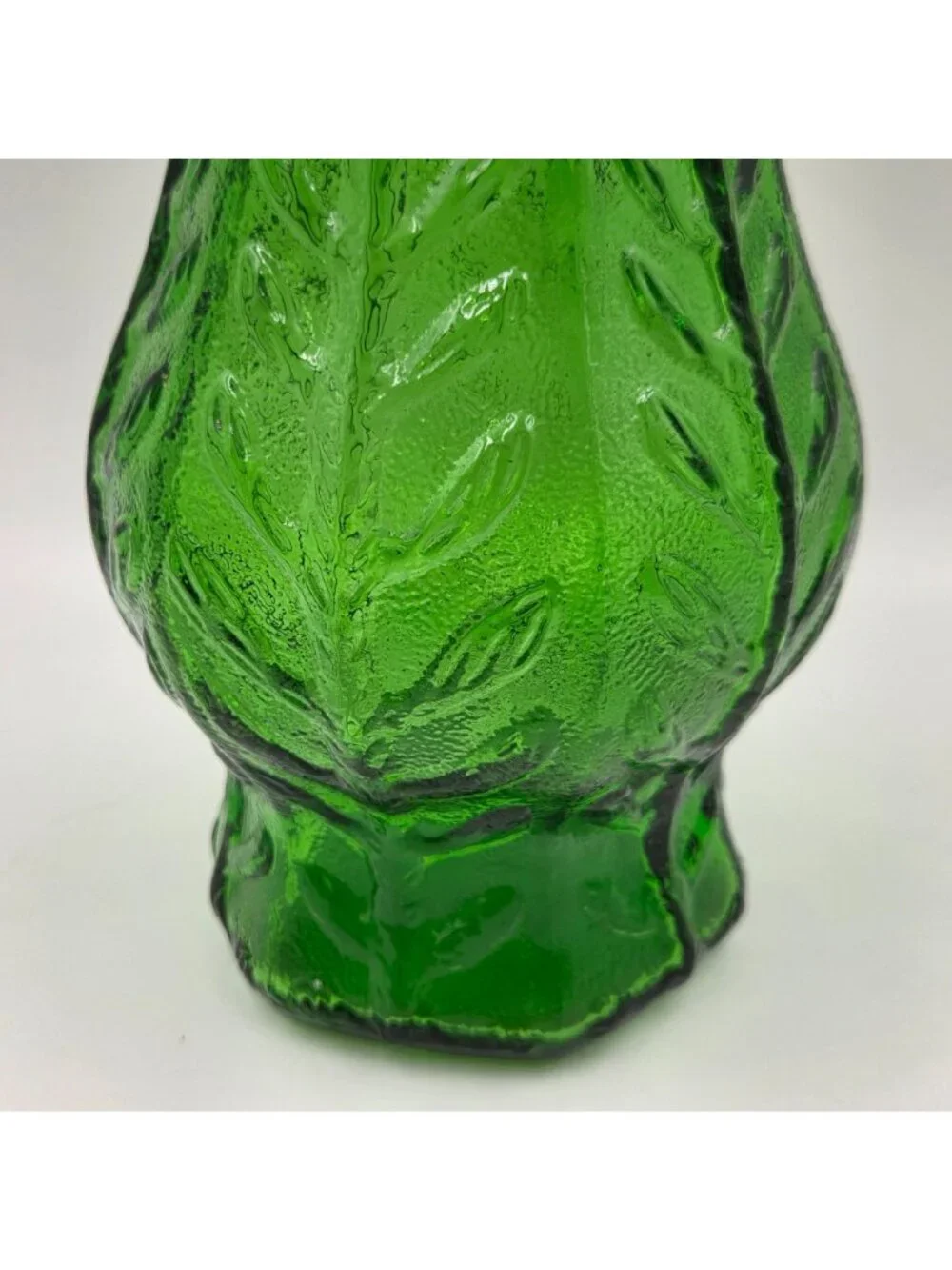 Vintage FTD 1970s-1980s Emerald Green Glass Vase Oak Leaf Design